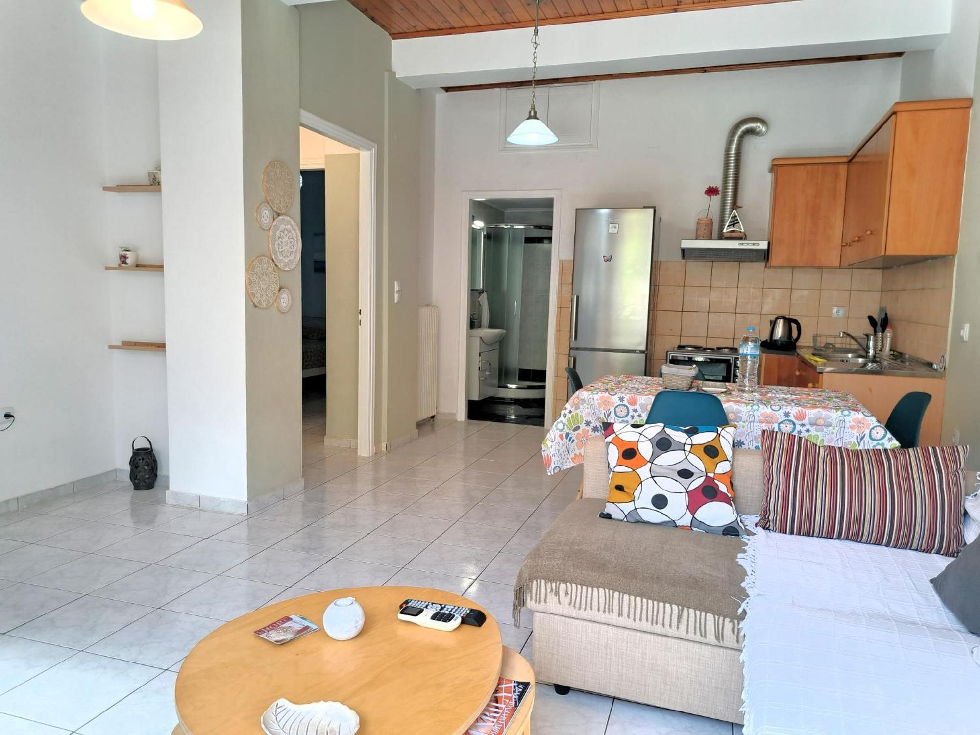 Family Stone Apartment Кипарисия Экстерьер фото